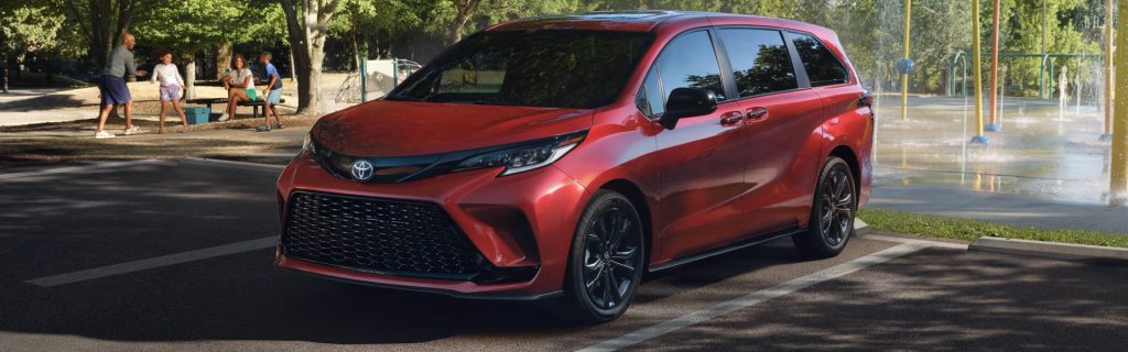 2025 Toyota Sienna Hybrid Van