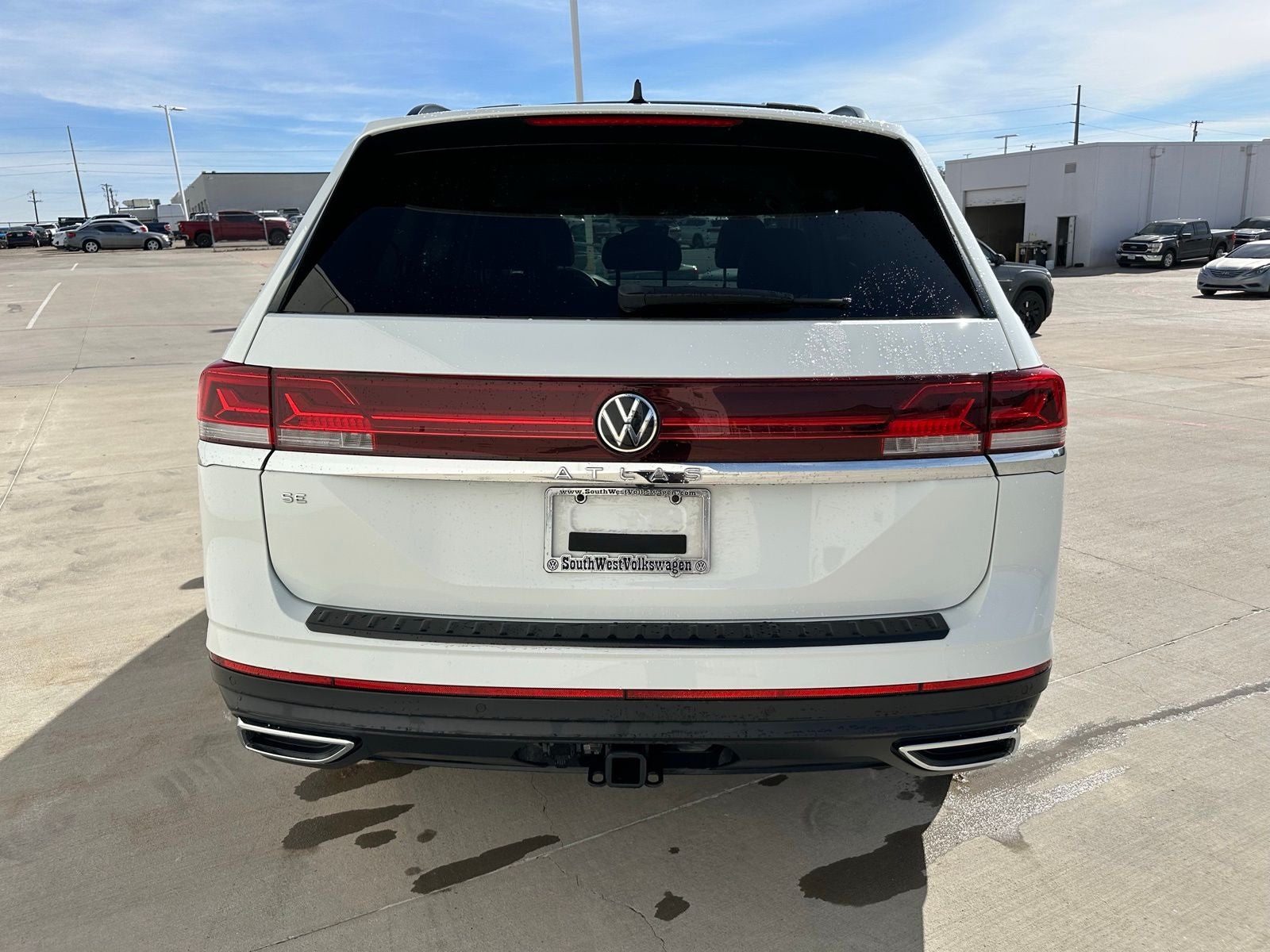 2024 Volkswagen Atlas 2.0T SE w/Technology