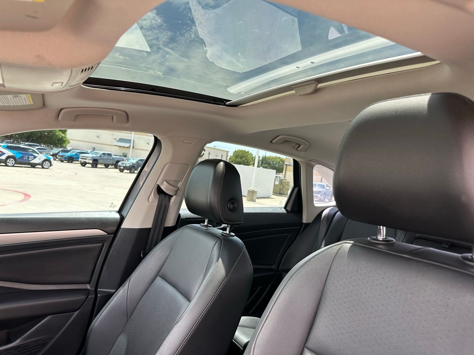 2019 Volkswagen Jetta Base