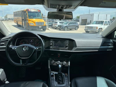 2019 Volkswagen Jetta Base