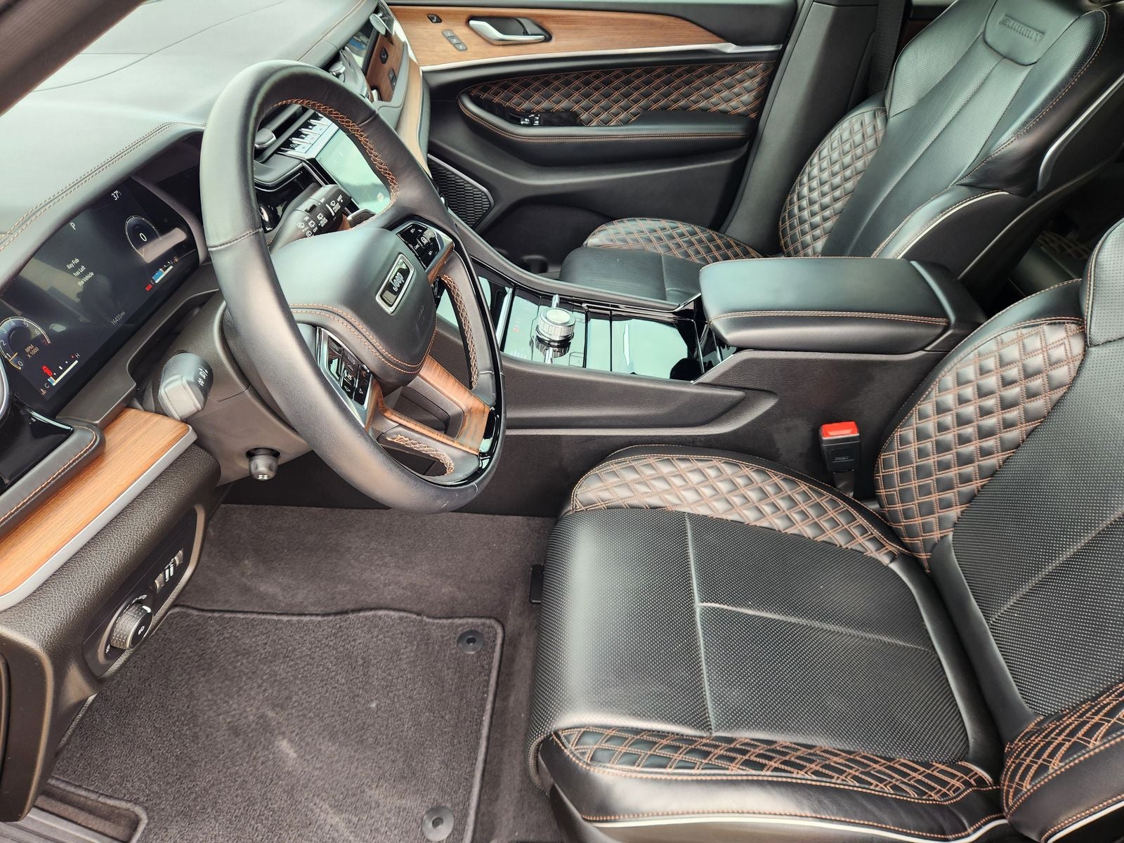 2022 Jeep Grand Cherokee Summit 4x4