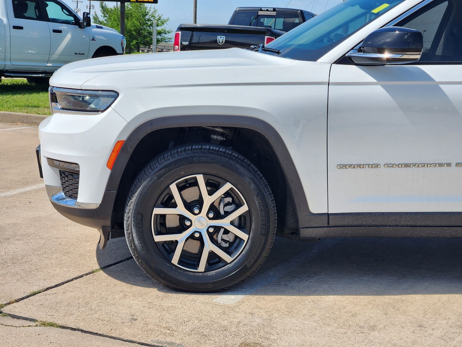 2023 Jeep Grand Cherokee L Limited 4x4