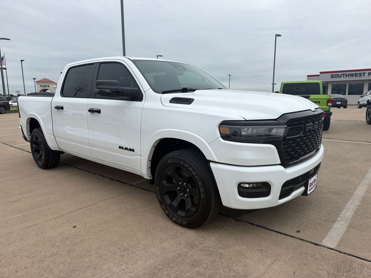 2025 RAM Ram 1500 Lone Star Crew Cab 4x4 5'7' Box