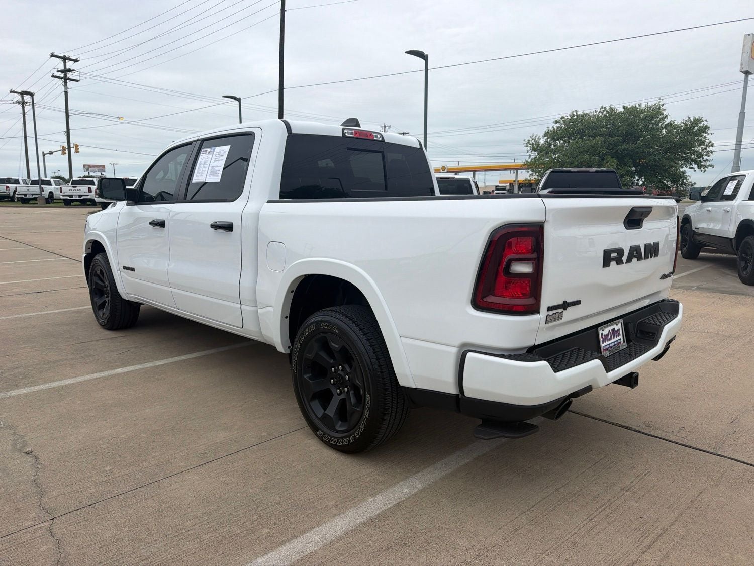 2025 RAM Ram 1500 Lone Star Crew Cab 4x4 5'7' Box