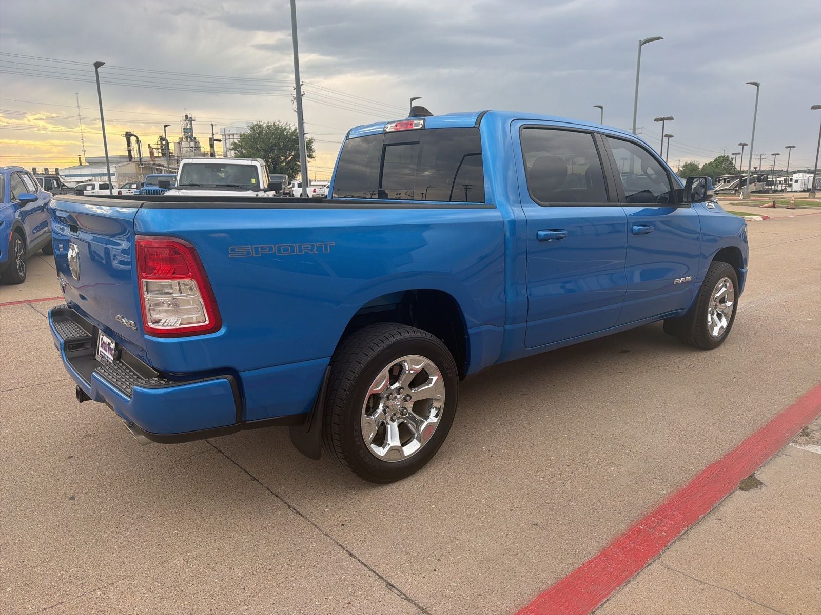 2022 RAM Ram 1500 Lone Star Crew Cab 4x4 5'7' Box