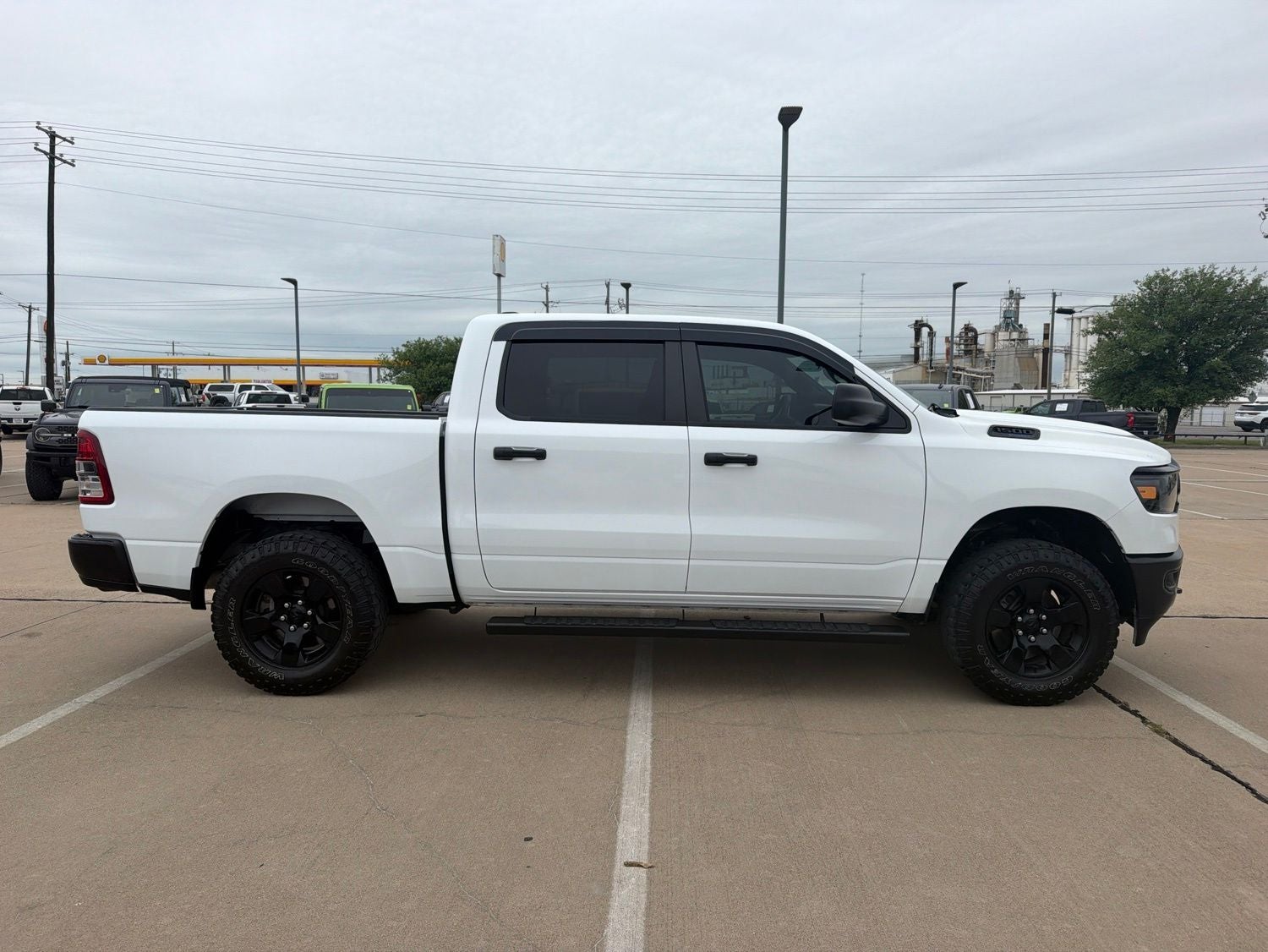 2024 RAM Ram 1500 Tradesman Crew Cab 4x4 5'7' Box