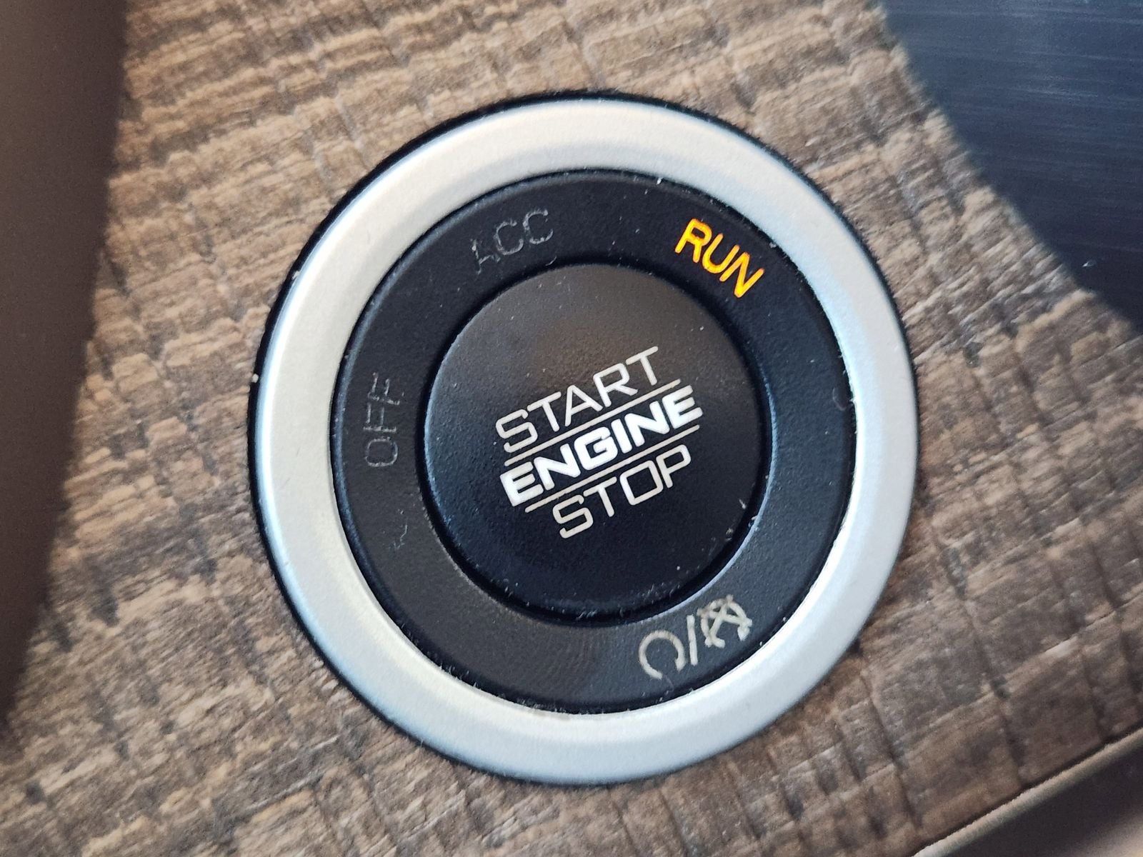 2020 RAM Ram 1500 Laramie Longhorn Crew Cab 4x4 5'7' Box