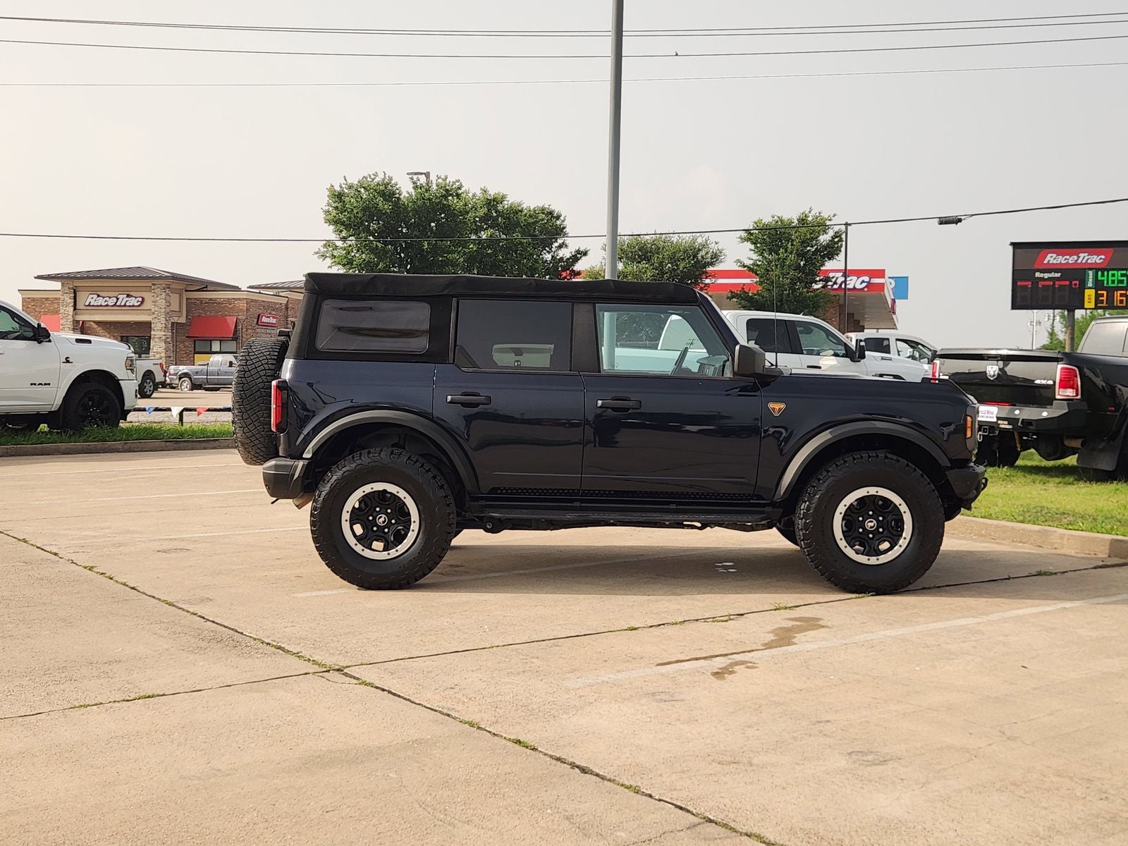 2021 Ford Bronco Base