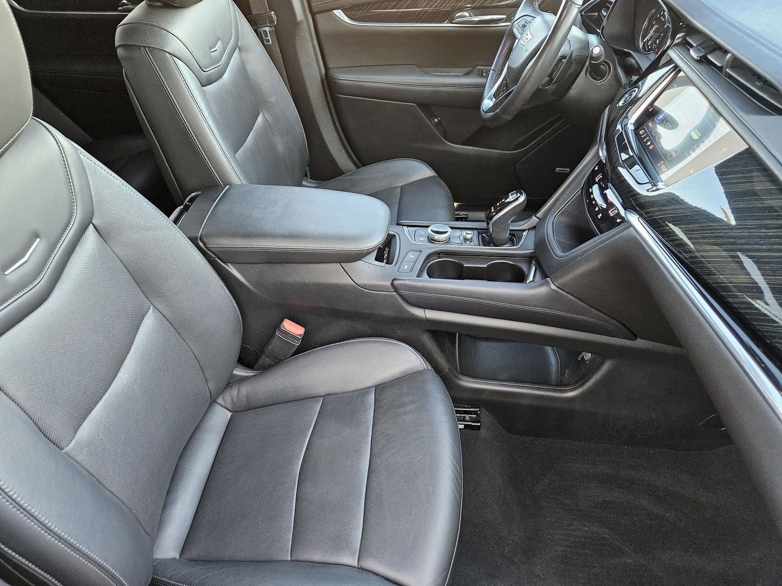 2020 Cadillac XT6 FWD Premium Luxury