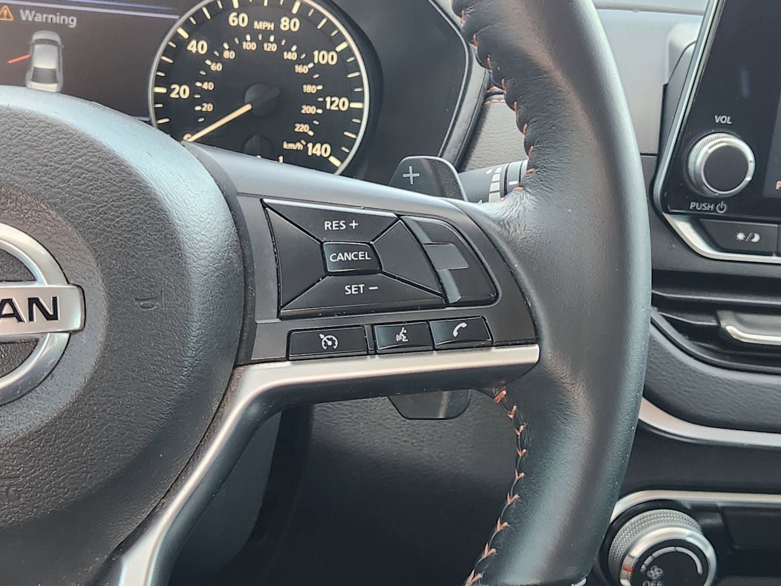 2022 Nissan Altima SR FWD