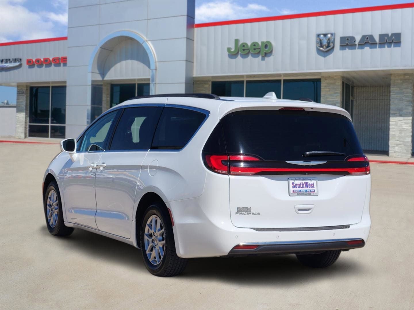 2022 Chrysler Pacifica Touring L
