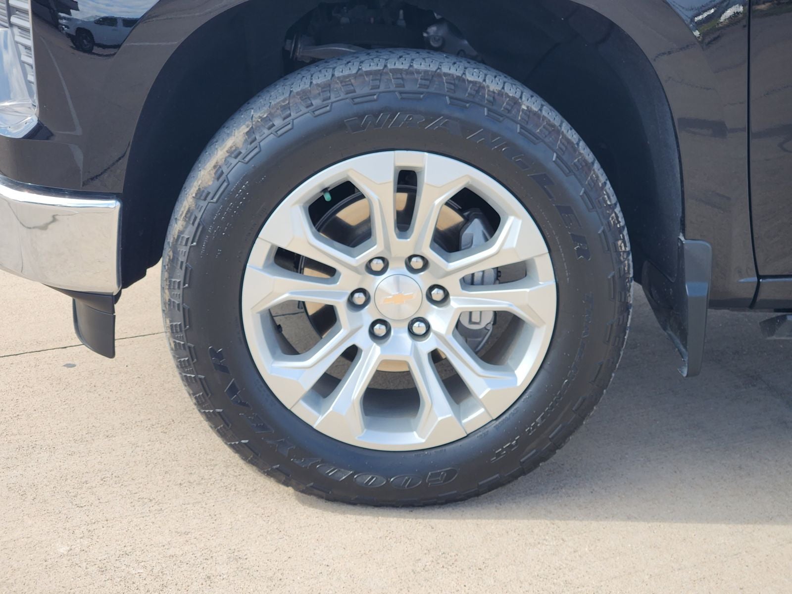 2024 Chevrolet Silverado 1500 4WD Crew Cab Short Bed LTZ