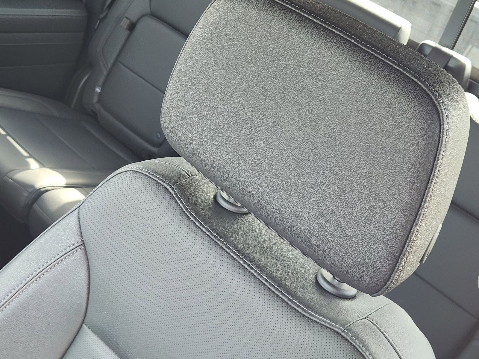 2024 Chevrolet Silverado 1500 4WD Crew Cab Short Bed LTZ