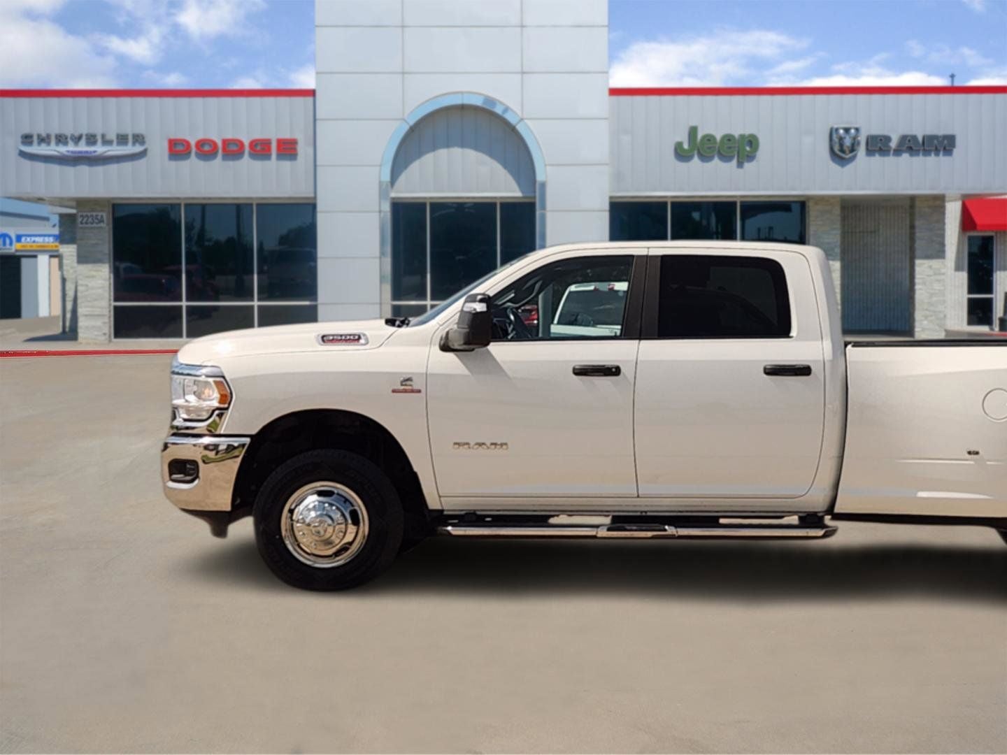 2024 RAM Ram 3500 Big Horn Crew Cab 4x4 8' Box