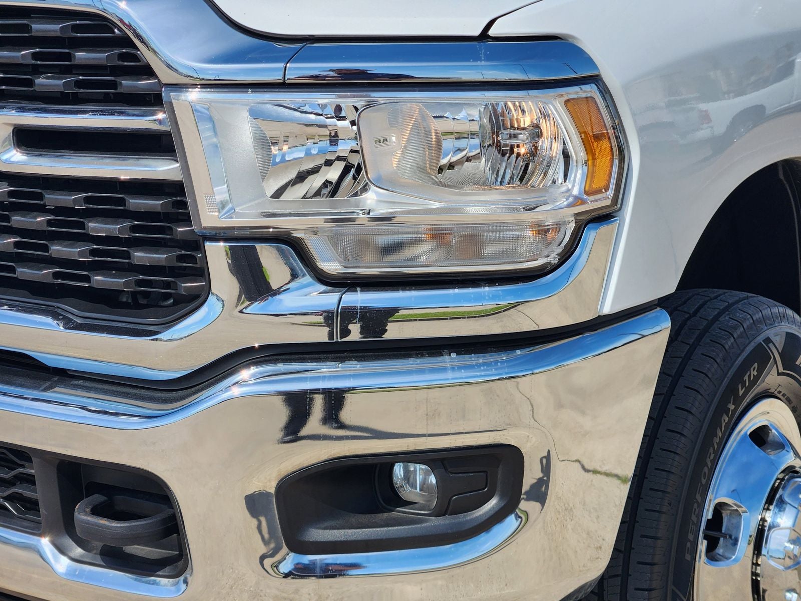 2024 RAM Ram 3500 Big Horn Crew Cab 4x4 8' Box