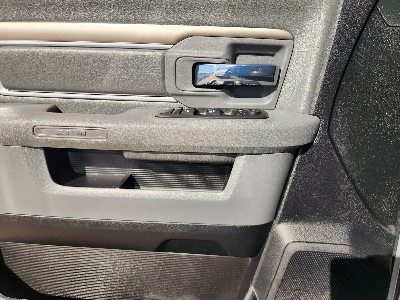 2017 RAM Ram 1500 Big Horn Crew Cab 4x4 5'7' Box