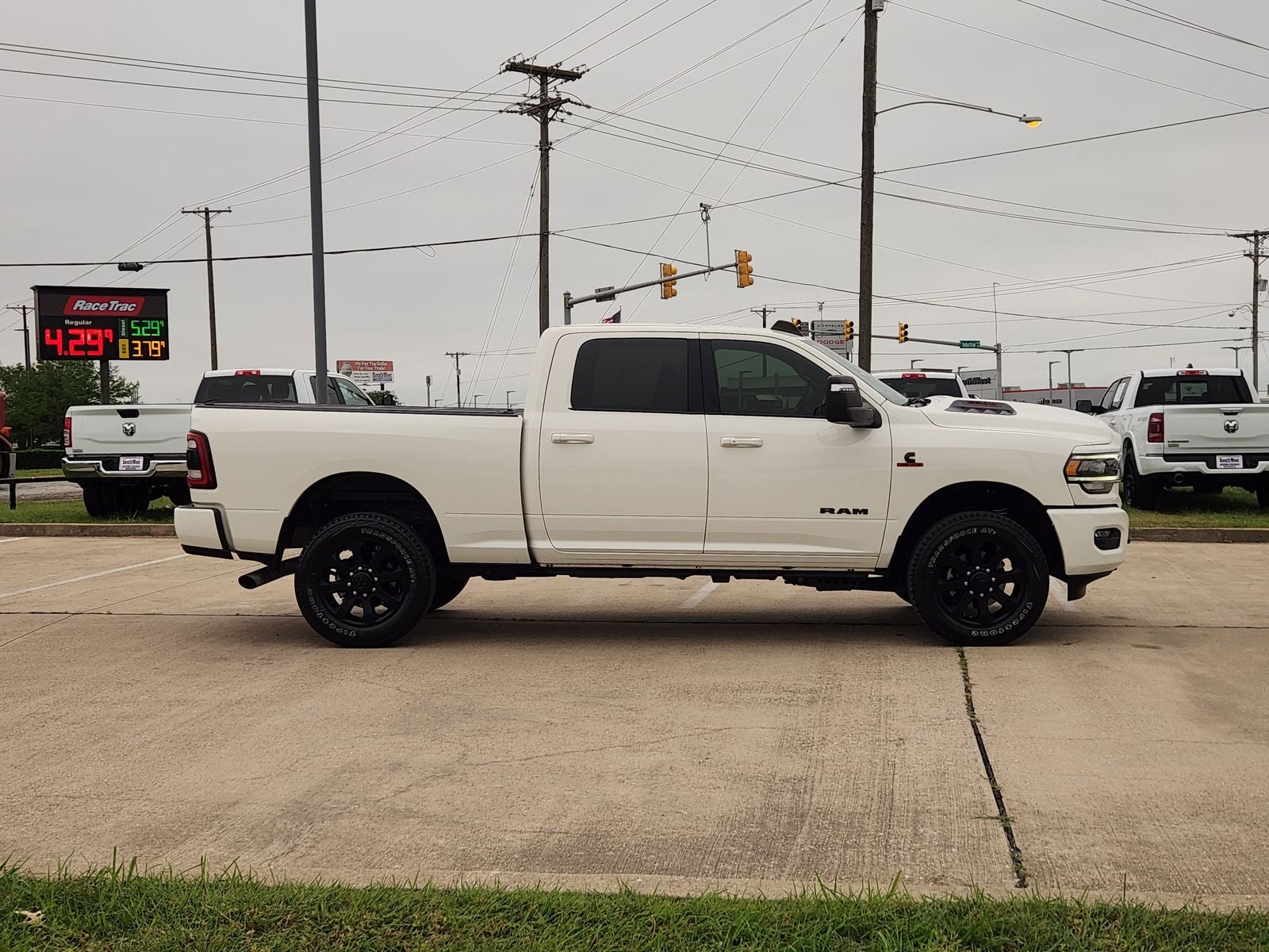 2024 RAM Ram 2500 Laramie Crew Cab 4x4 6'4' Box