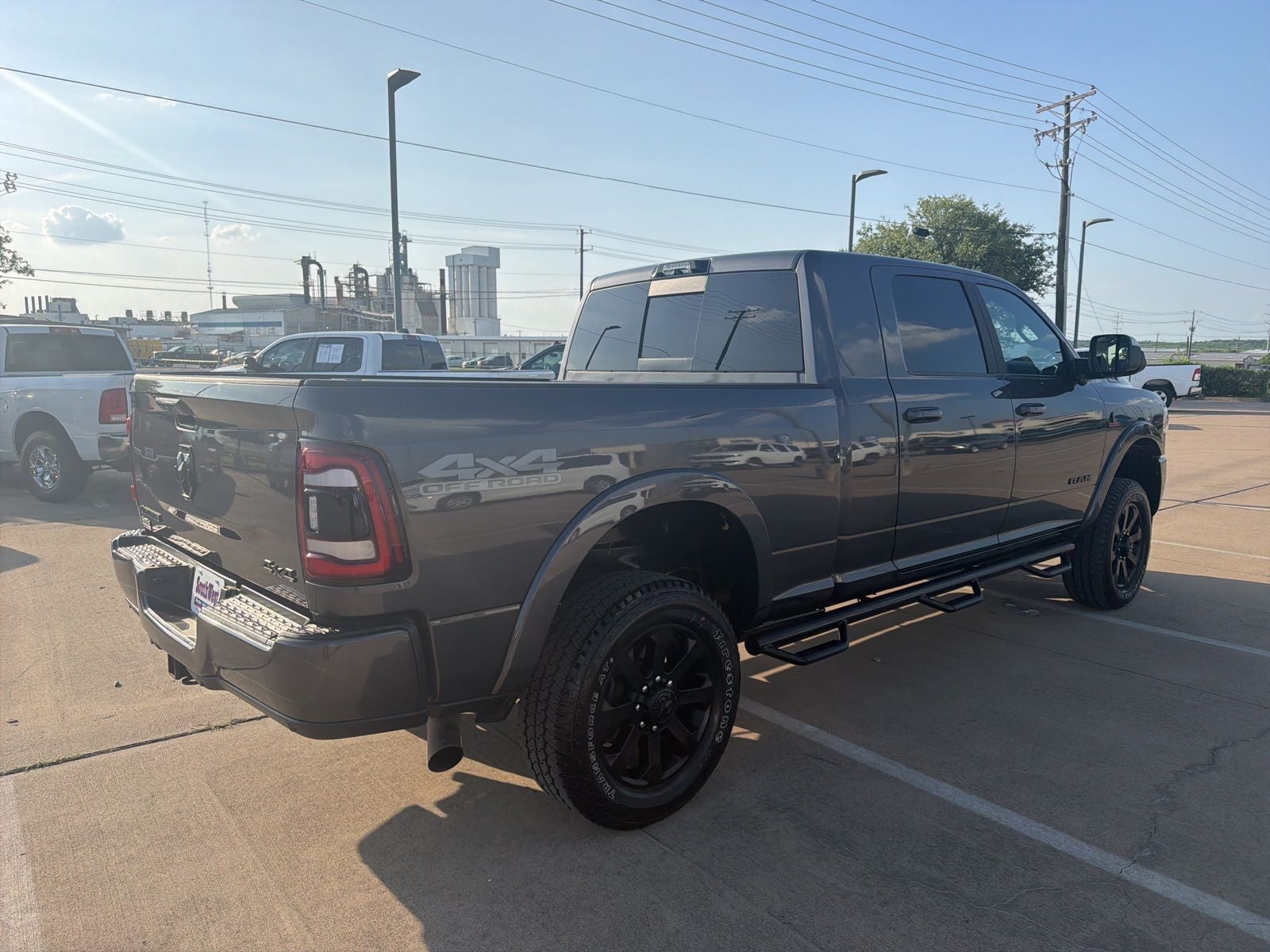 2022 RAM Ram 2500 Laramie Mega Cab 4x4 6'4' Box