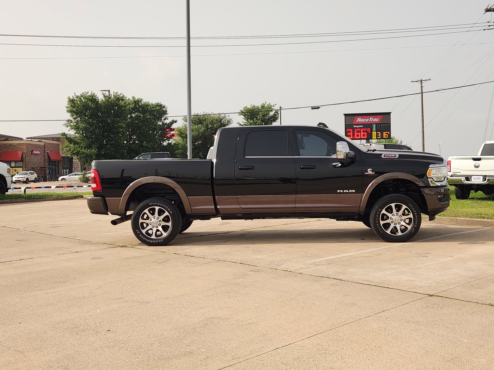 2024 RAM Ram 2500 Limited Longhorn Crew Cab 4x4 8' Box