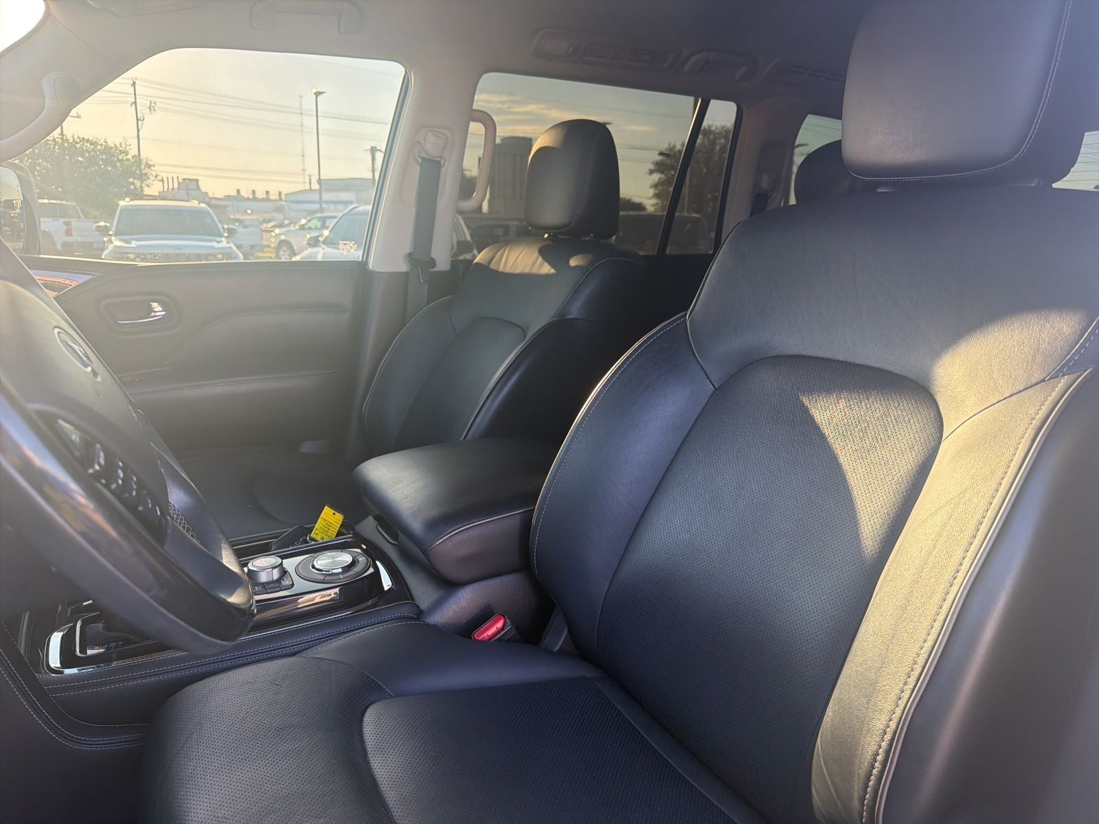 2021 INFINITI QX80 LUXE