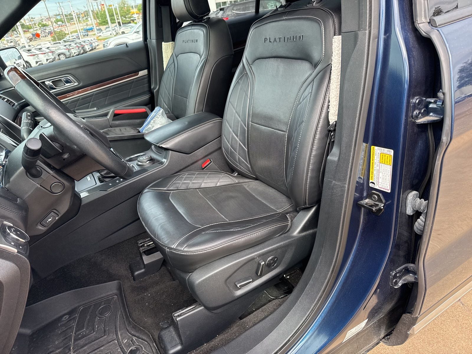 2017 Ford Explorer Platinum
