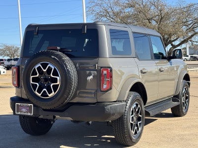 2025 Ford Bronco Outer Banks