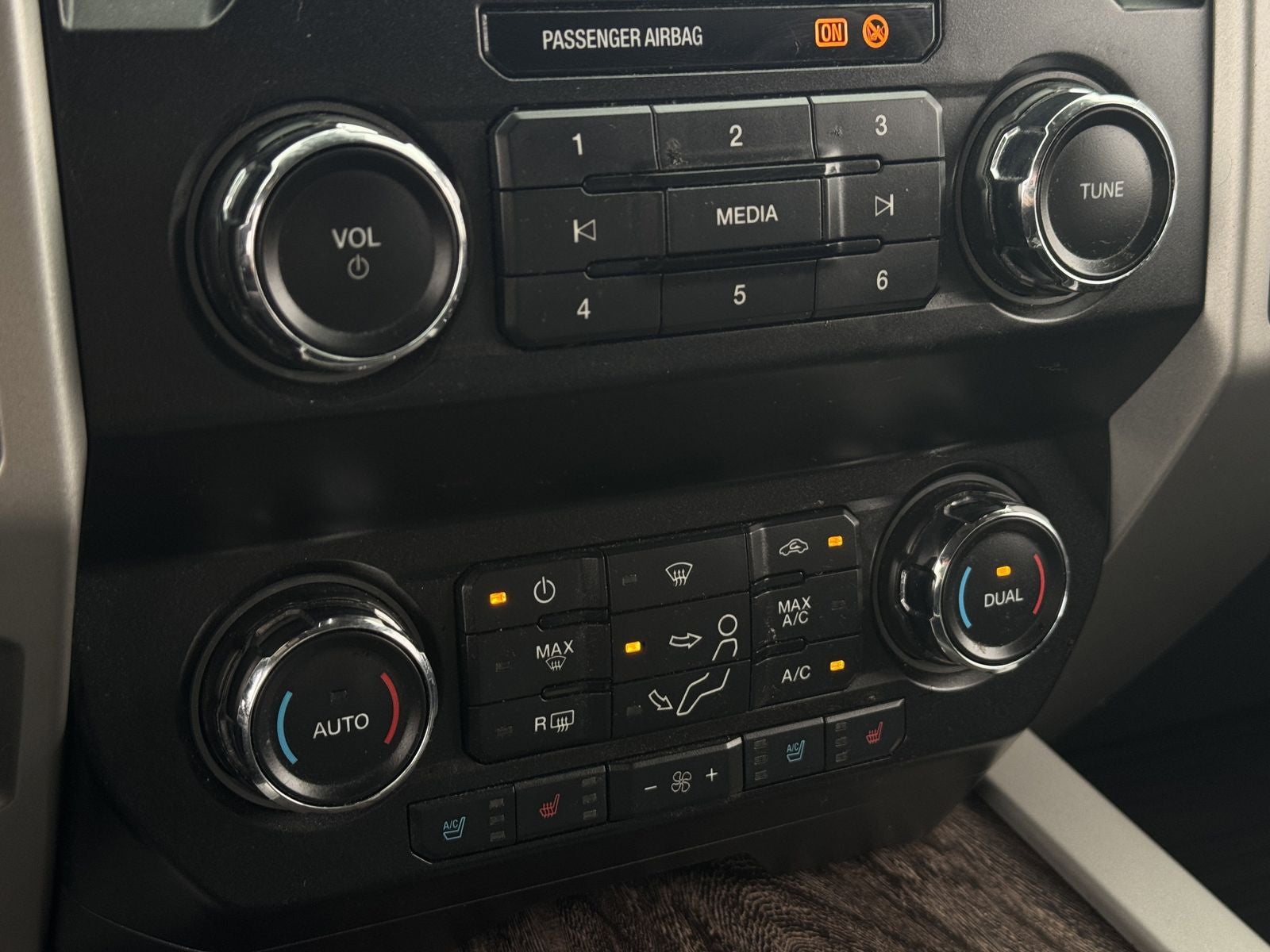 2019 Ford F-250SD F-250® Lariat®