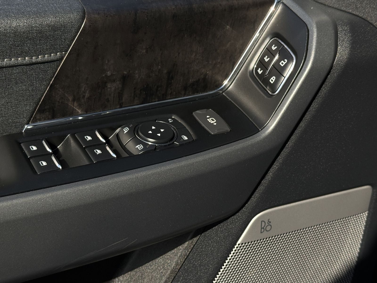 2023 Ford F-250SD F-250® Lariat®