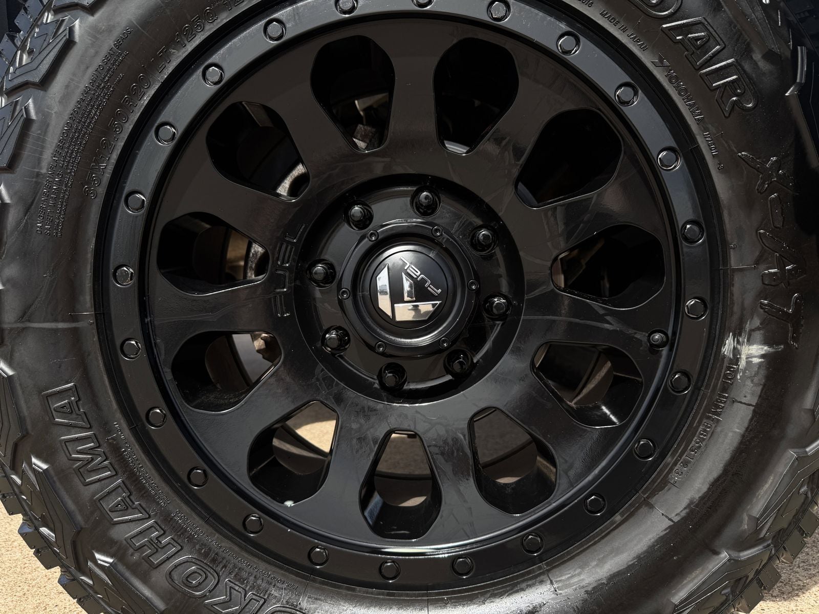 2023 GMC Sierra 2500HD AT4