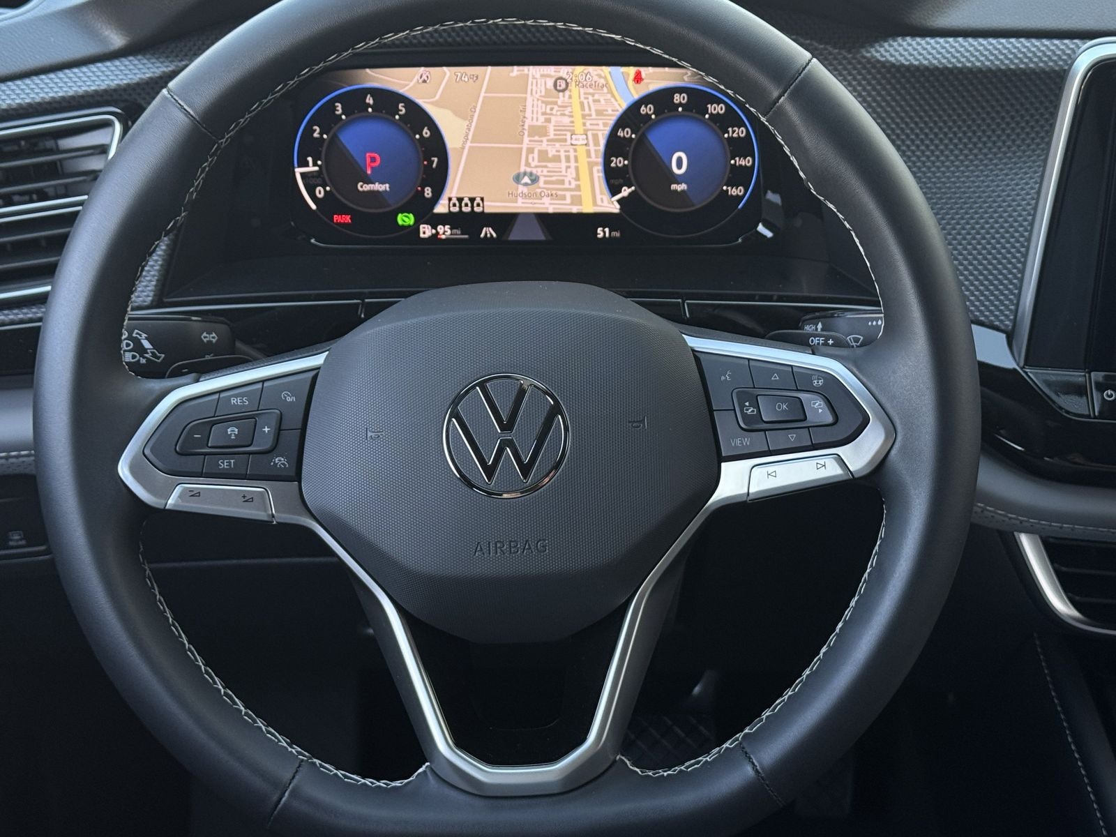 2025 Volkswagen Atlas Cross Sport 2.0T SEL