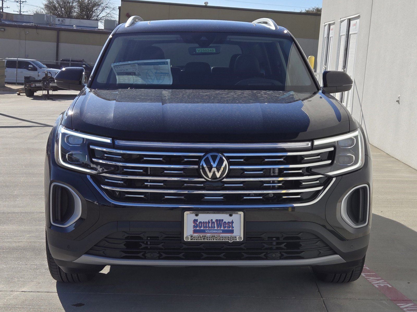 2025 Volkswagen Atlas 2.0T SEL