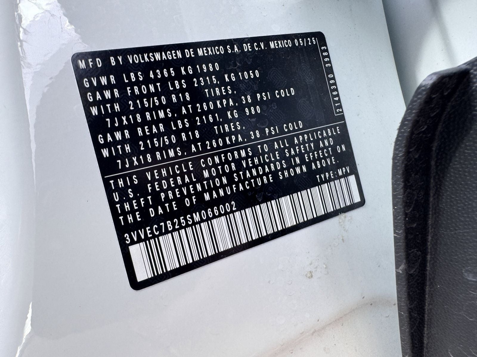 2025 Volkswagen Taos 1.5T SE