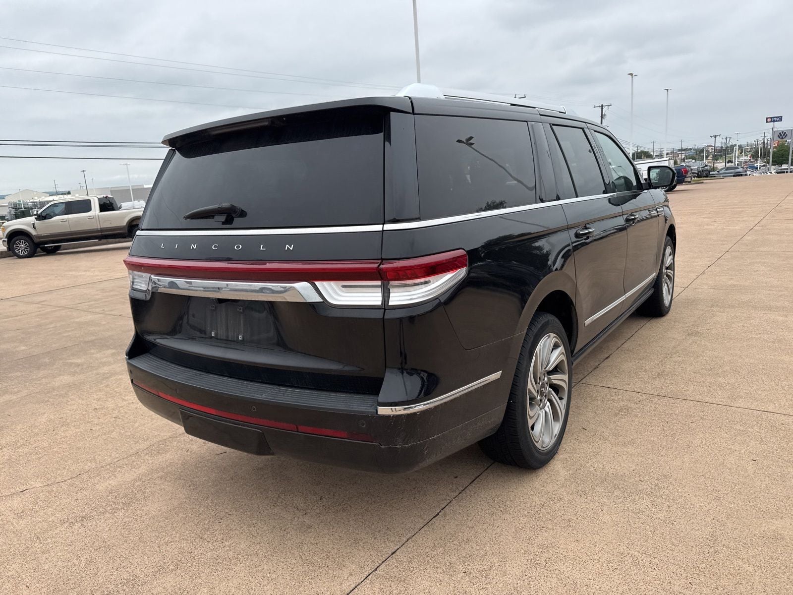 2022 Lincoln Navigator L Reserve