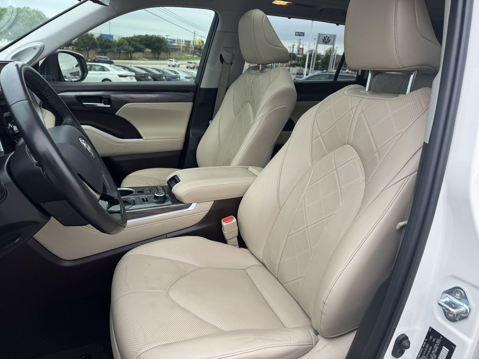 2021 Toyota Highlander Platinum