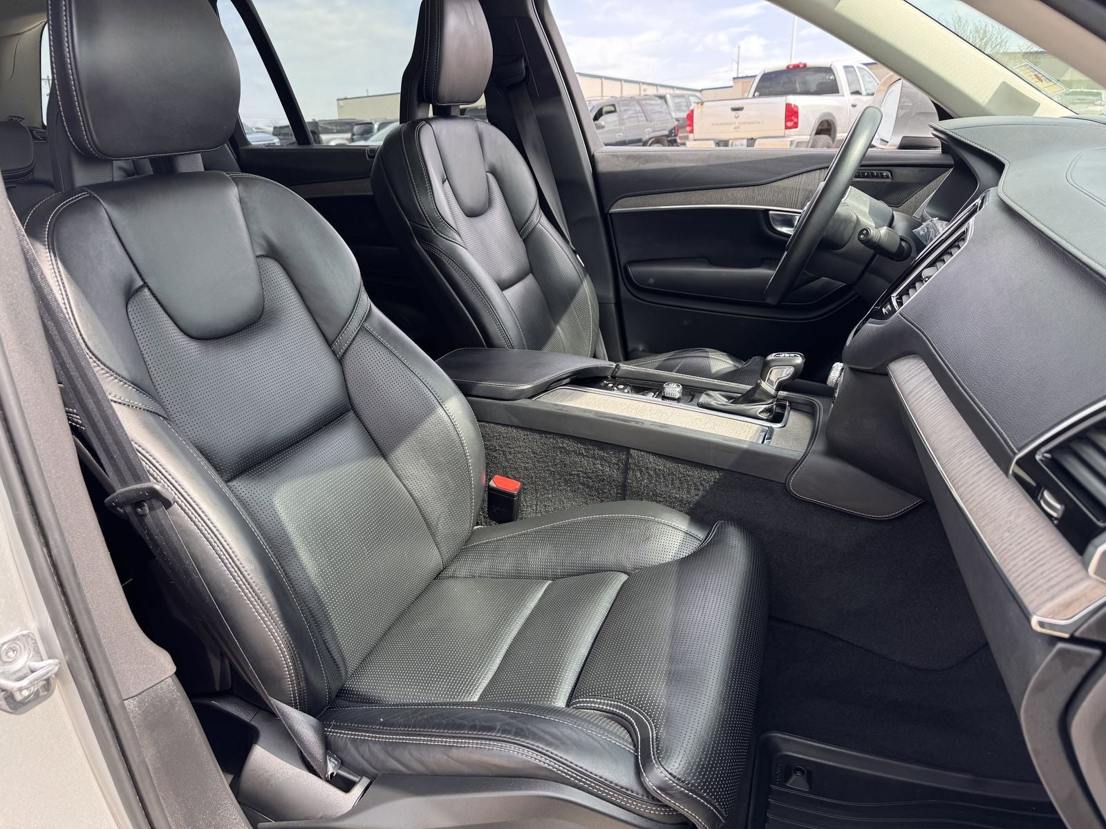 2021 Volvo XC90 T6 Inscription