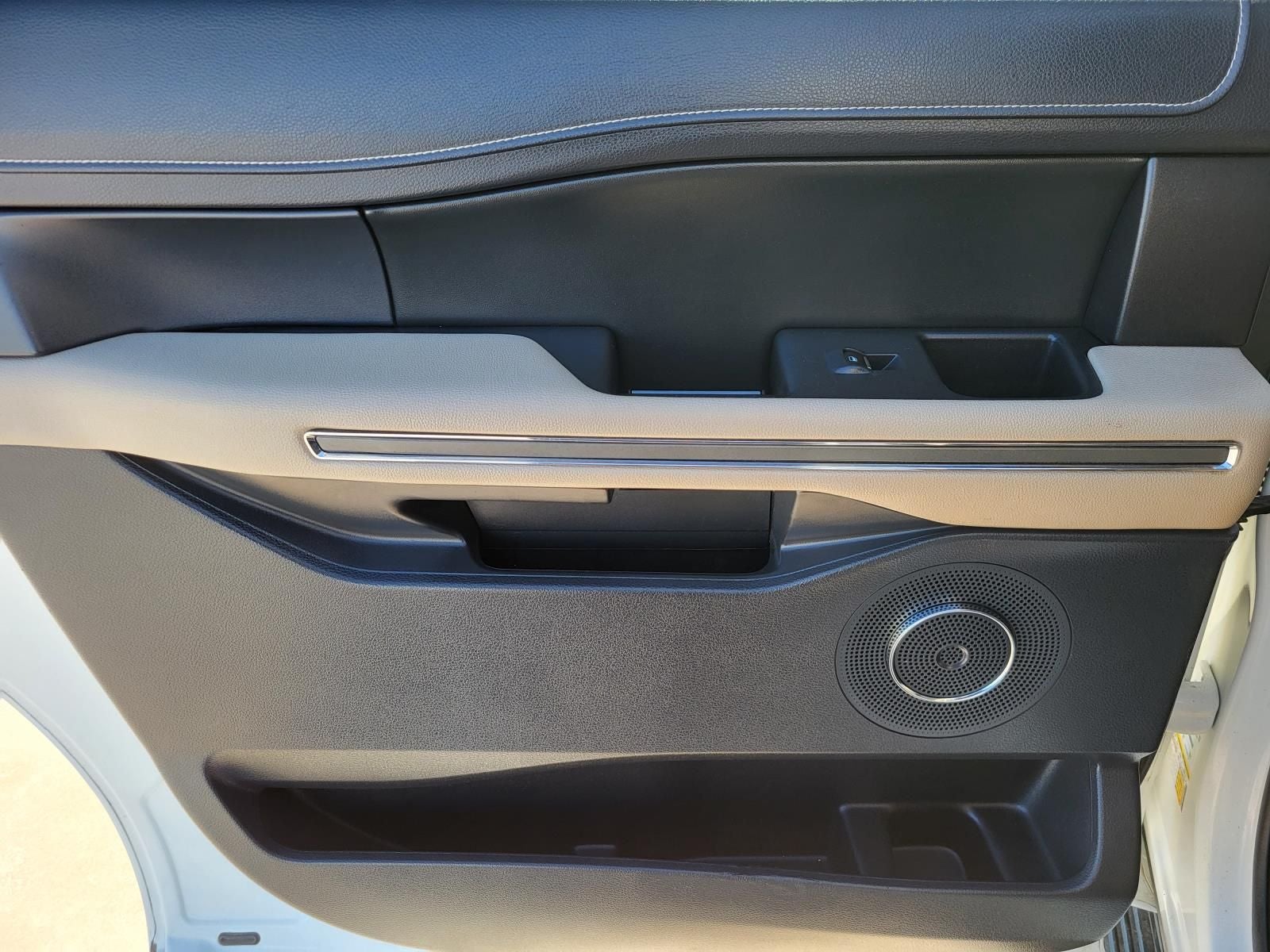 2022 Ford Expedition Max XLT