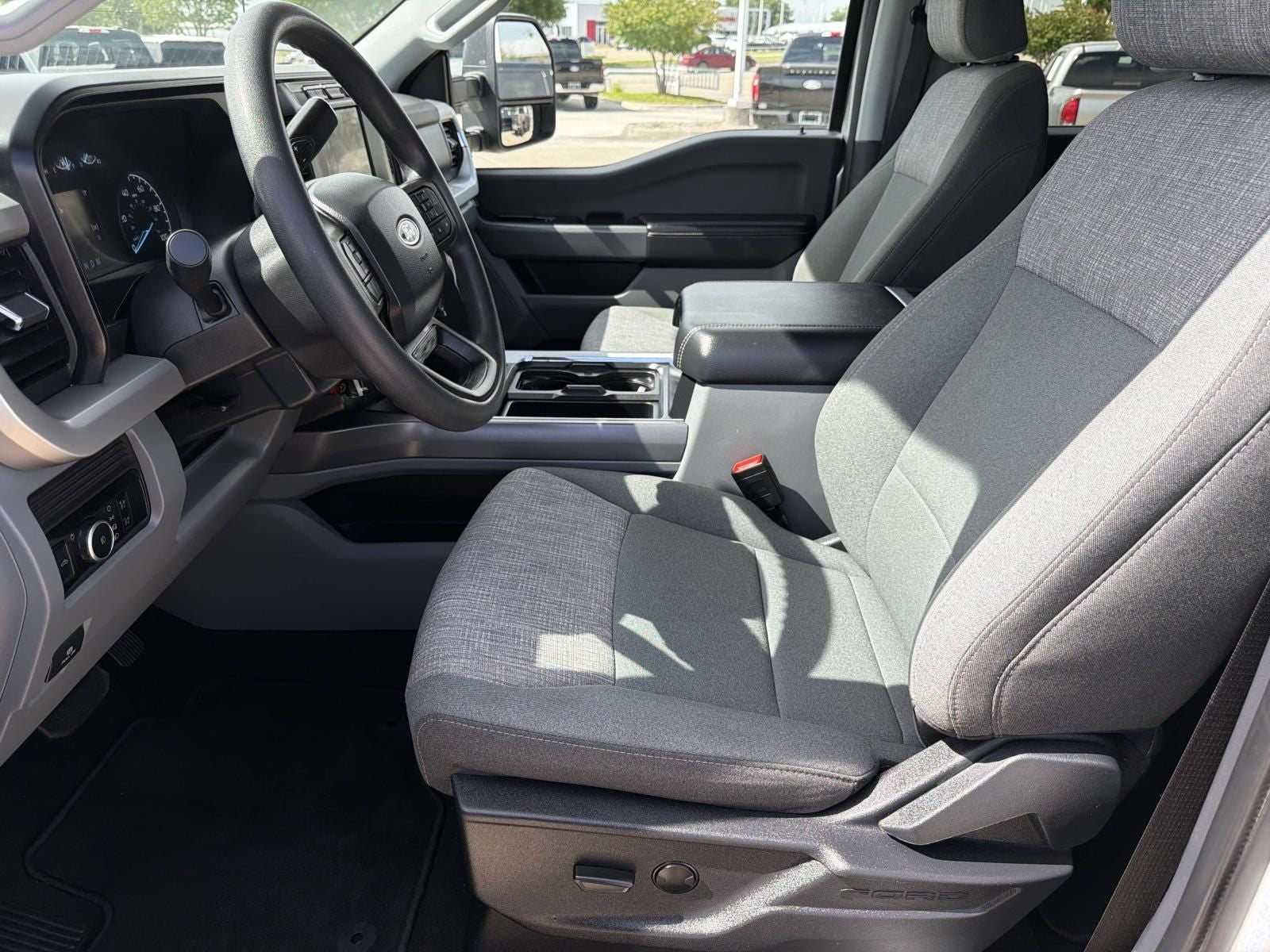 2024 Ford F-350SD XLT DRW
