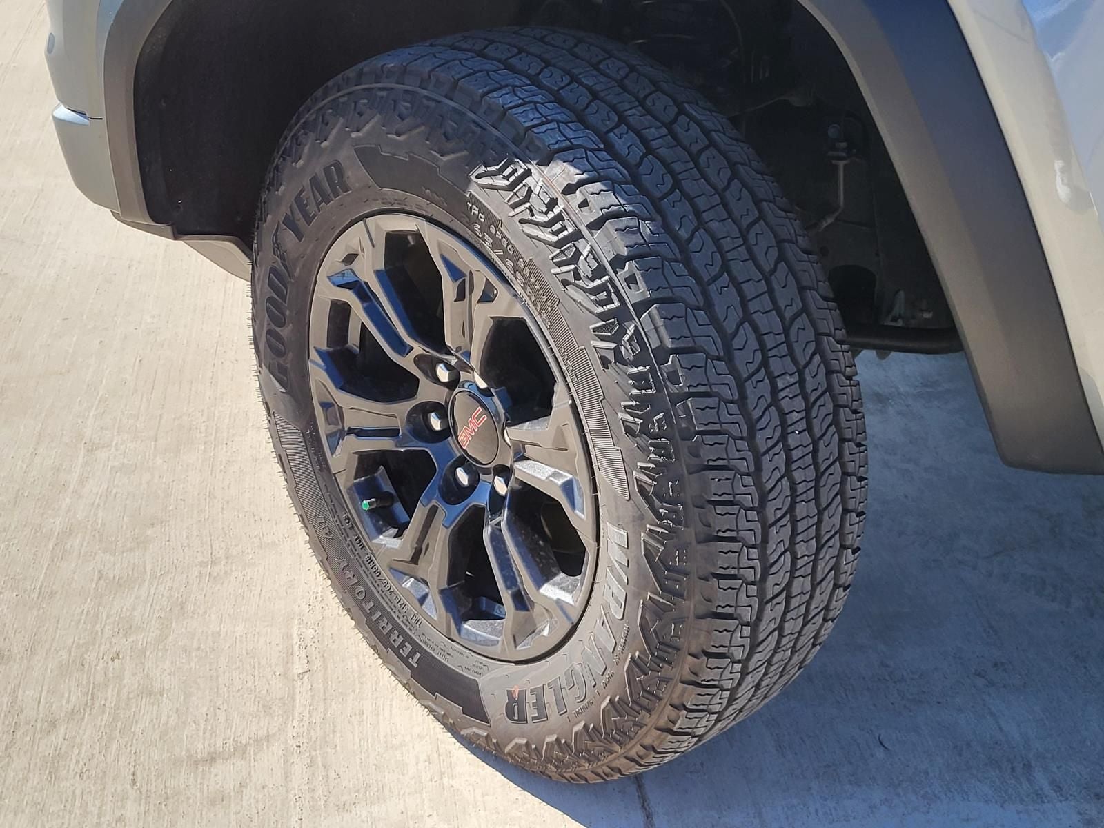 2025 GMC Canyon Elevation