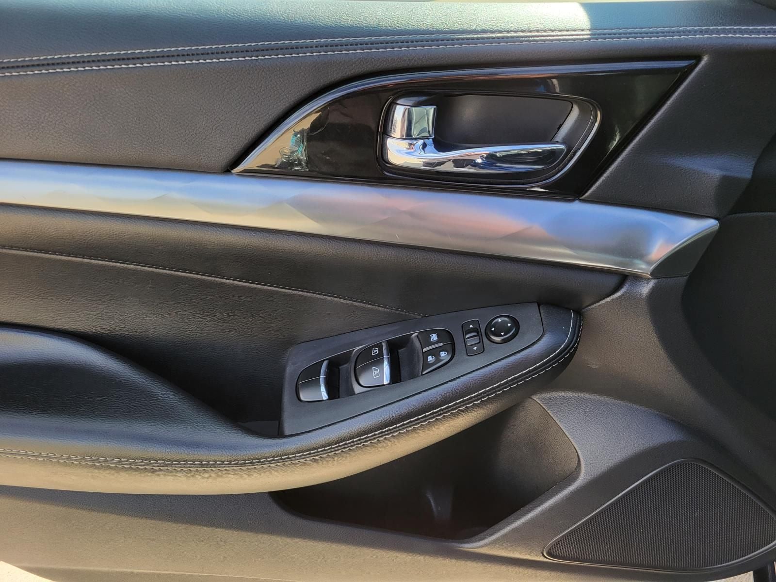 2022 Nissan Maxima SV