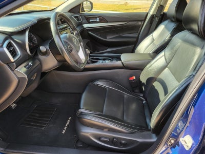 2022 Nissan Maxima SV