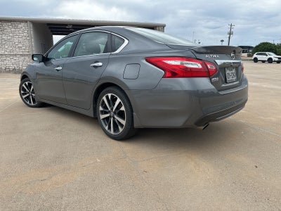 2016 Nissan Altima 3.5 SR