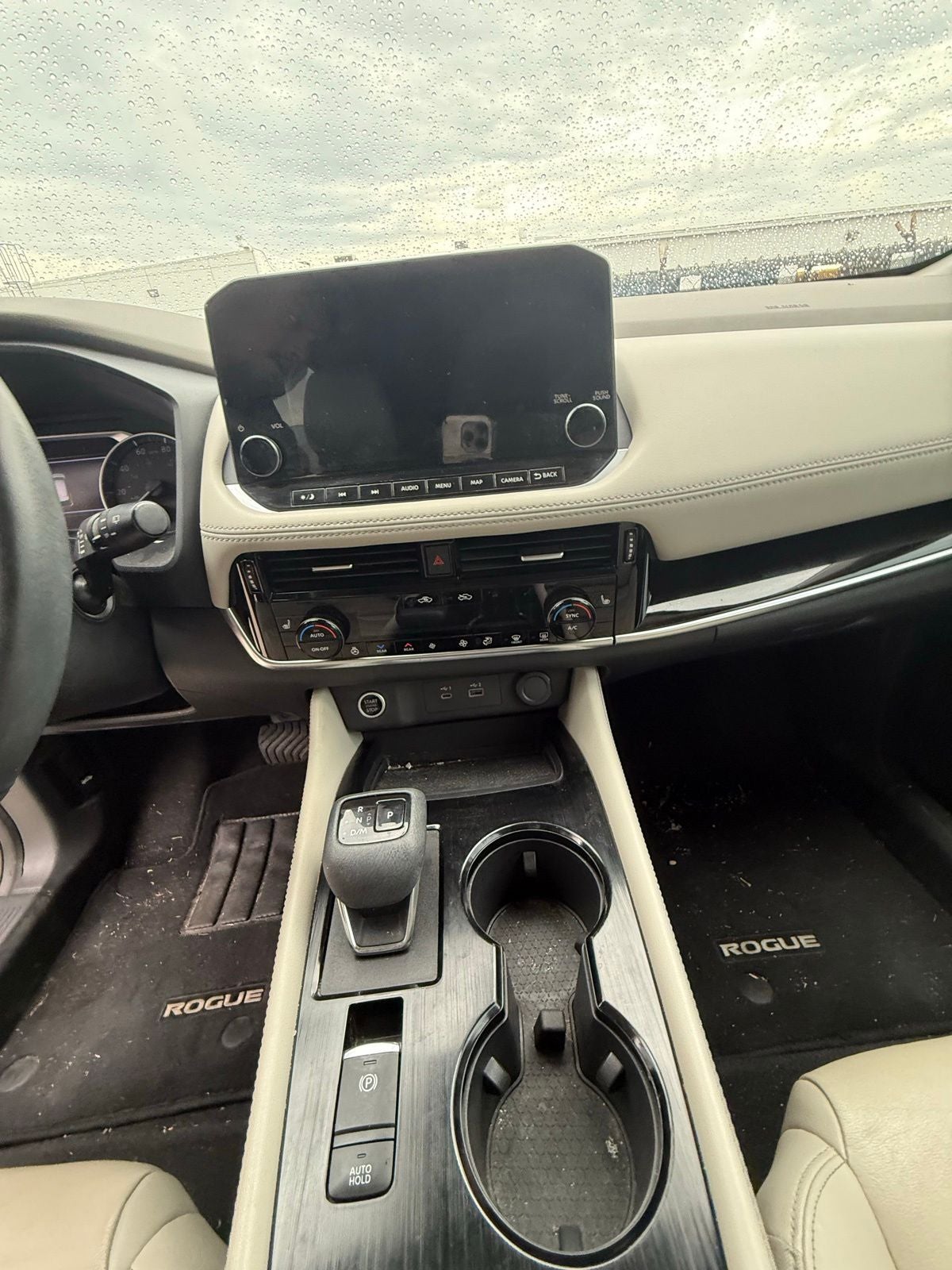 2022 Nissan Rogue SL