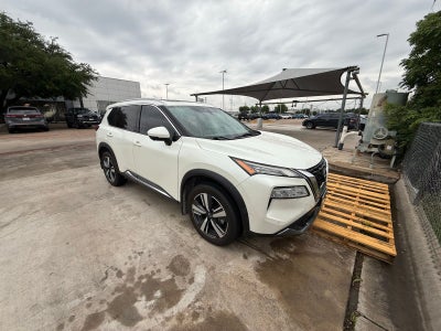 2022 Nissan Rogue SL