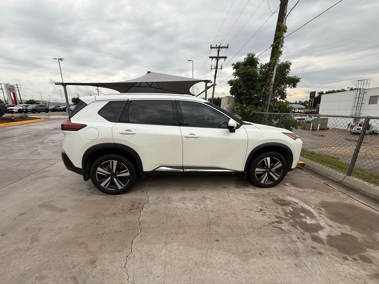 2022 Nissan Rogue SL