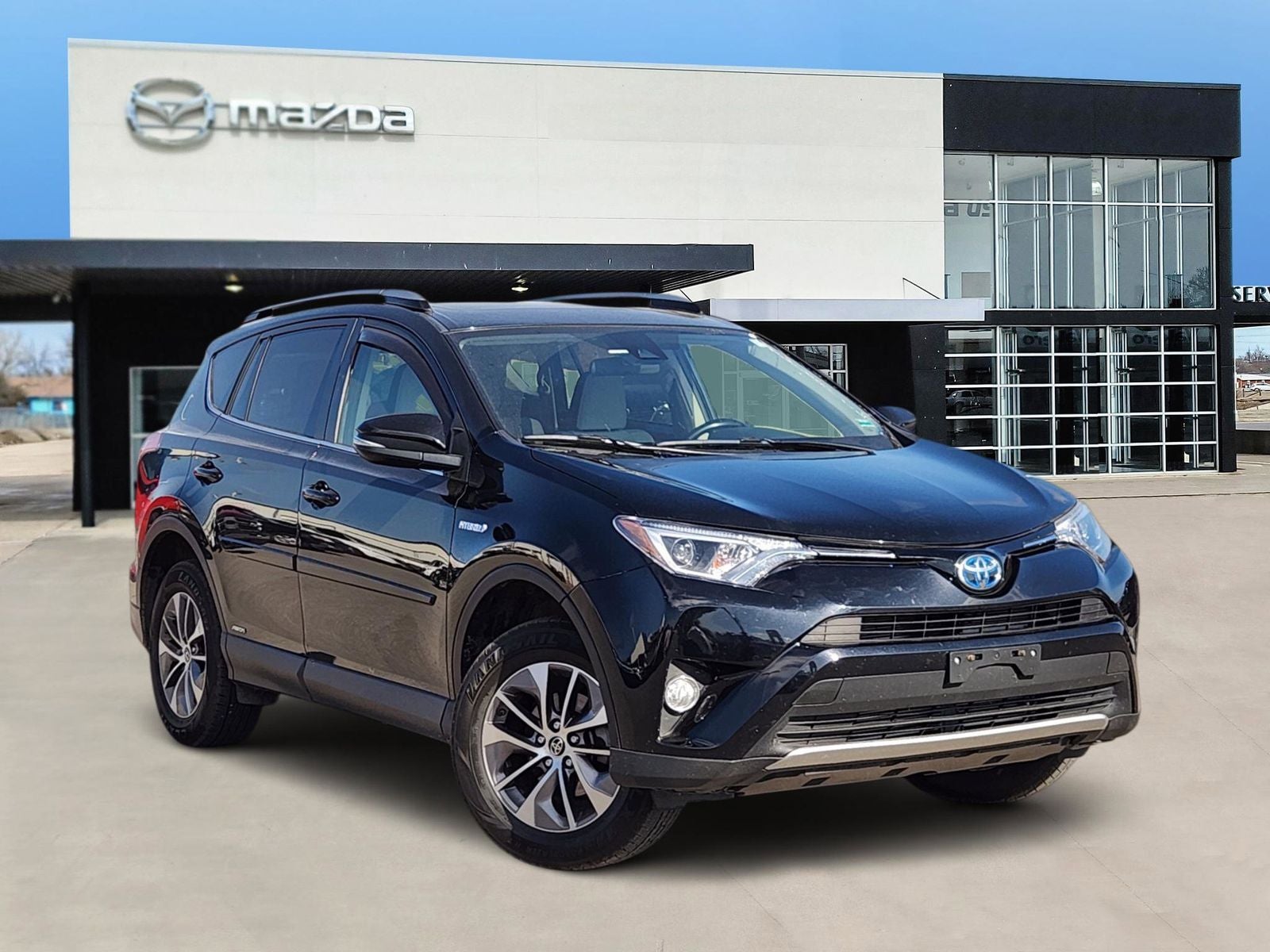 2018 Toyota RAV4 Hybrid XLE