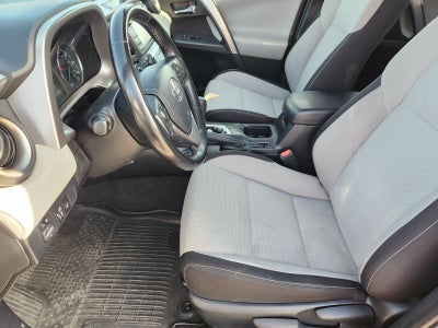 2018 Toyota RAV4 Hybrid XLE