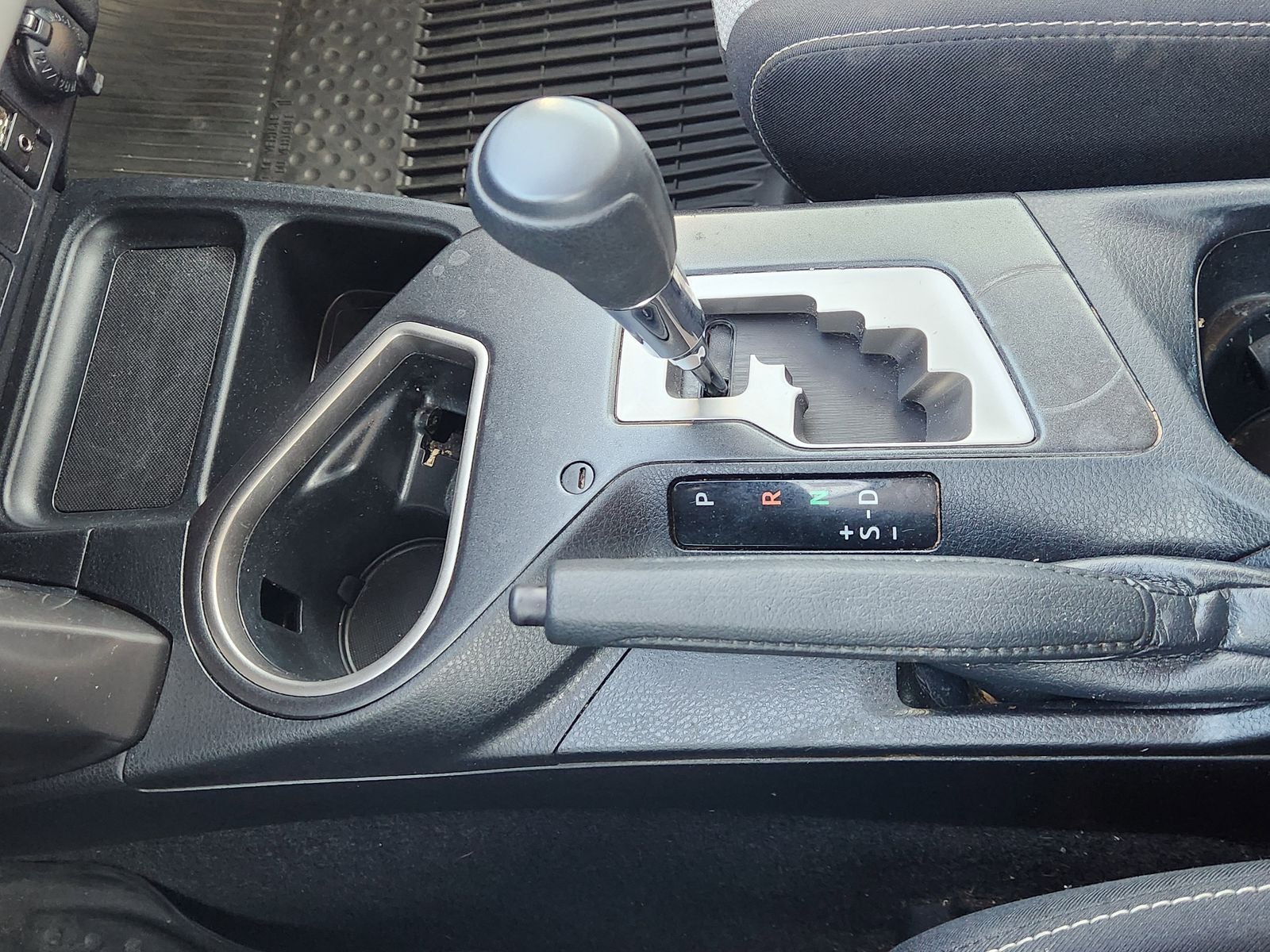 2018 Toyota RAV4 Hybrid XLE