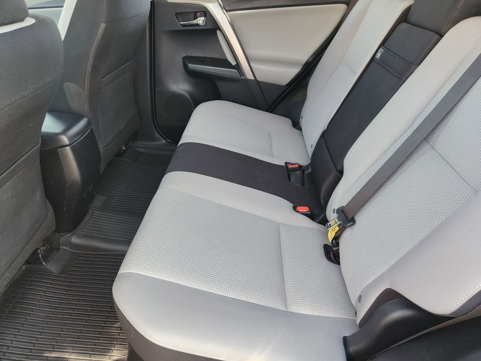 2018 Toyota RAV4 Hybrid XLE