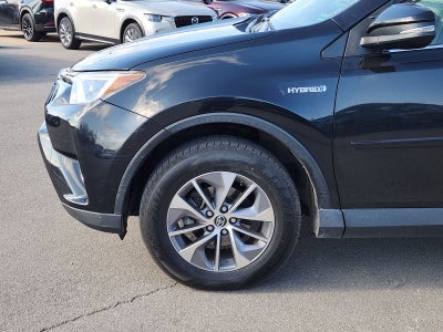 2018 Toyota RAV4 Hybrid XLE
