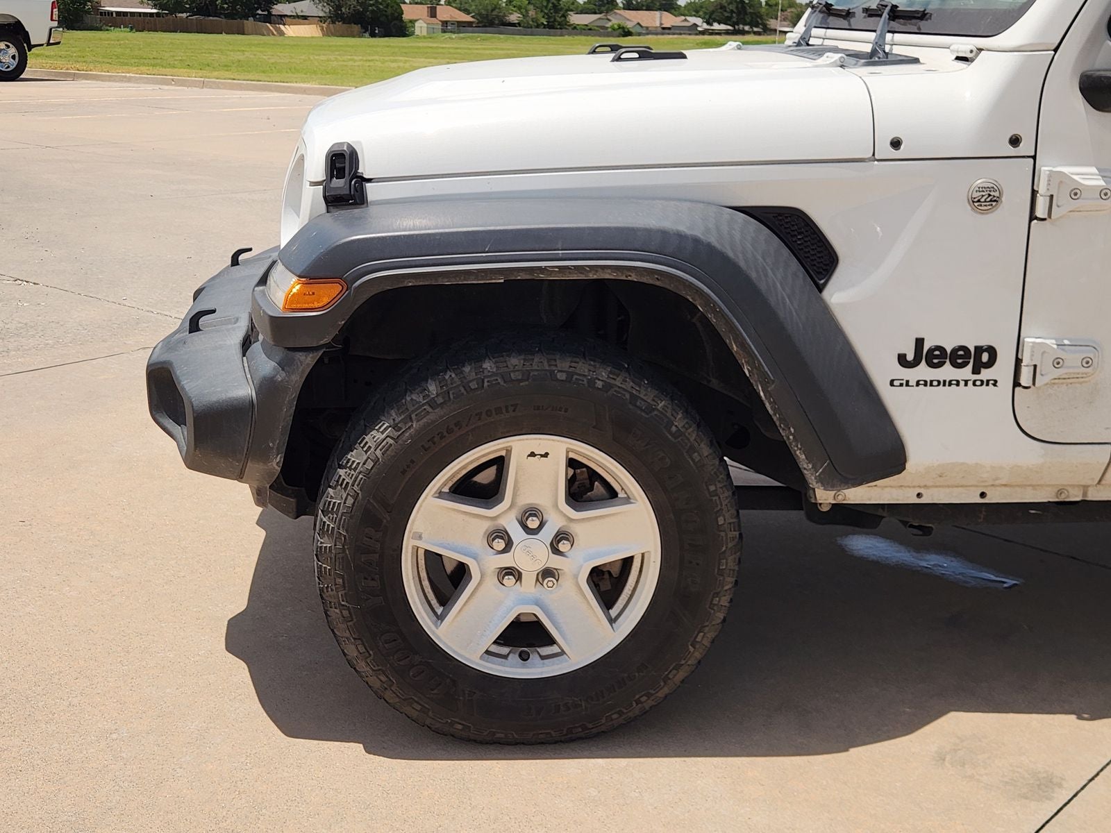 2020 Jeep Gladiator Sport